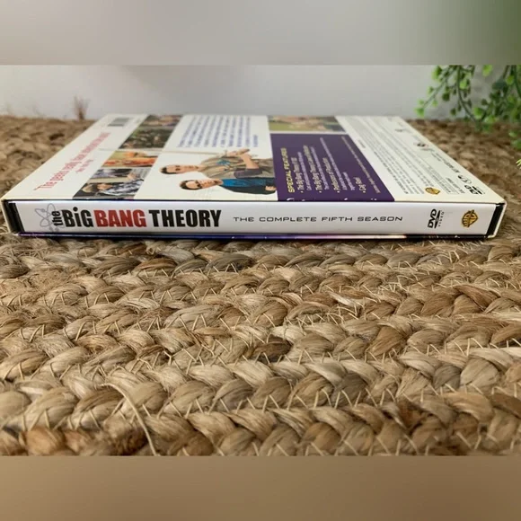 THE BIG BANG THEORY Season 5 DVD Box Set. EUC - Picture 6 of 6